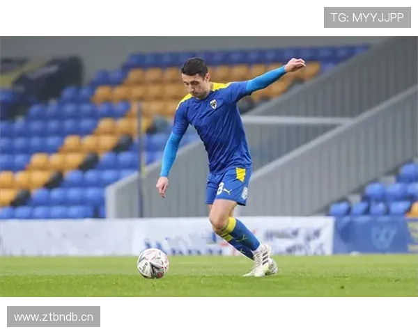 沙勒罗瓦中场组织近期表现稳健，攻防转换效率持续提升