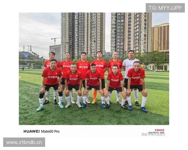 足球新赛季各队阵容调整与竞争力分析