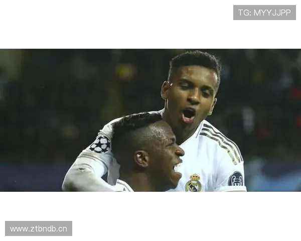 维尼修斯在皇马体系中的作用解析：左路核心如何被最大化