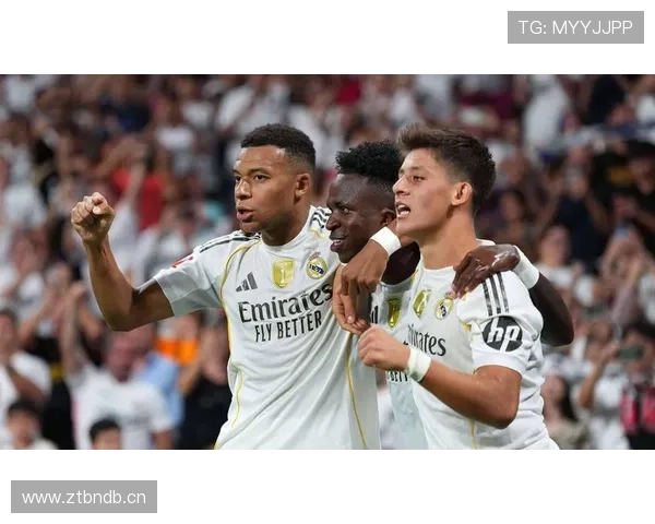 皇马防守表现波动：战术调整与人员配置问题对赛季走势形成制约